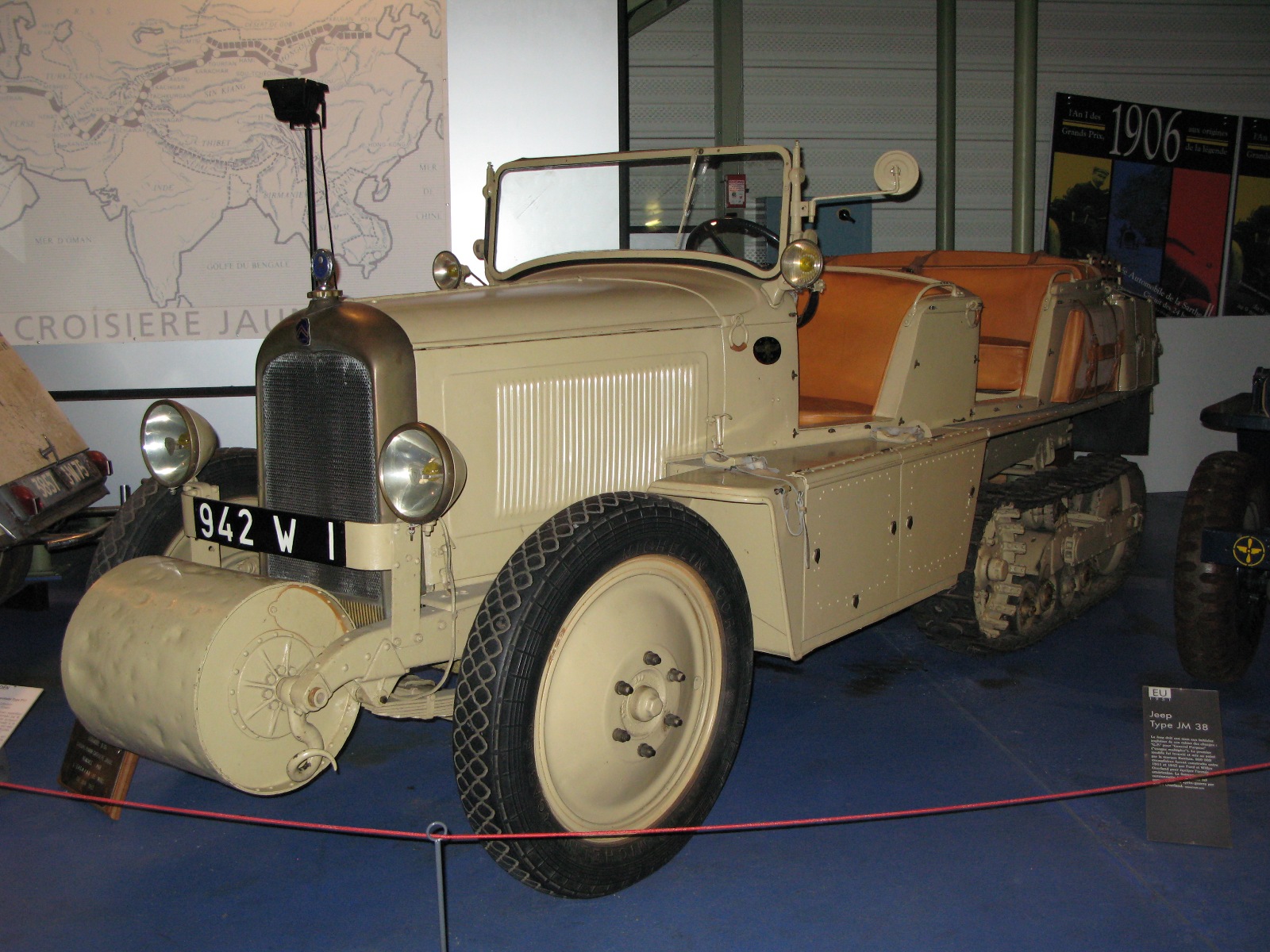 17 Veteranbil museet